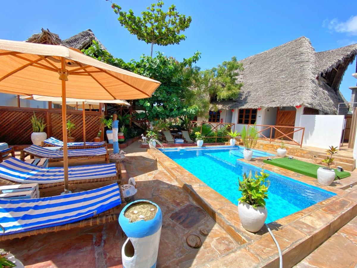 Utulivu Bungalow Nungwi Bagian luar foto