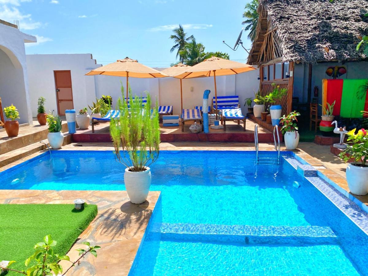 Utulivu Bungalow Nungwi Bagian luar foto