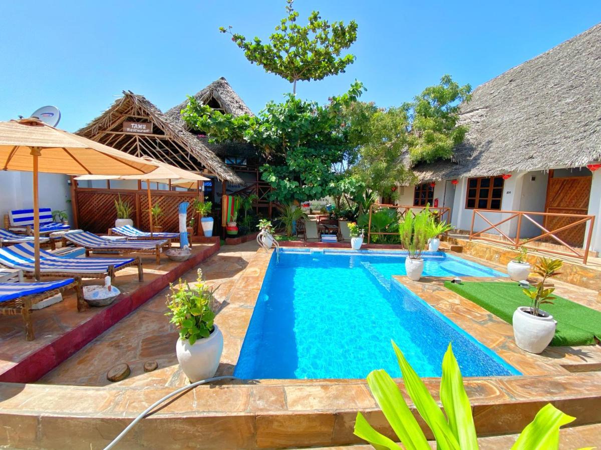 Utulivu Bungalow Nungwi Bagian luar foto