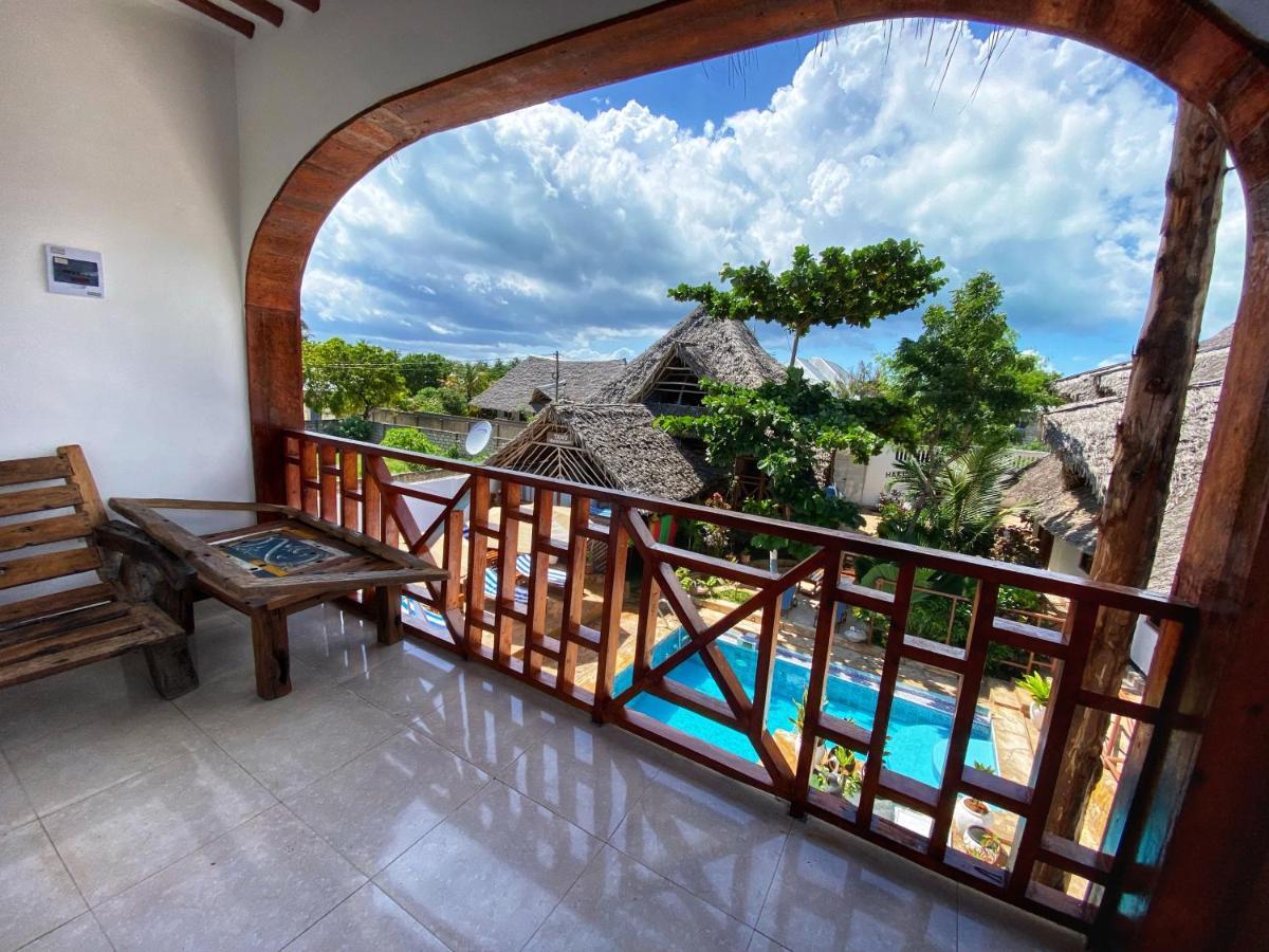 Utulivu Bungalow Nungwi Bagian luar foto