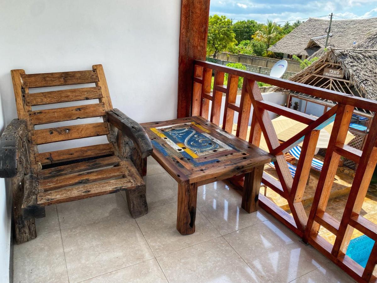 Utulivu Bungalow Hotel Nungwi Bagian luar foto