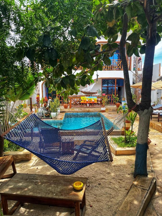 Utulivu Bungalow Nungwi Bagian luar foto